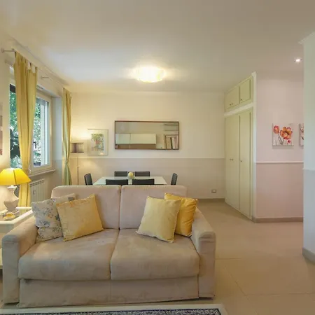 Residenzia Via Galvani Daire