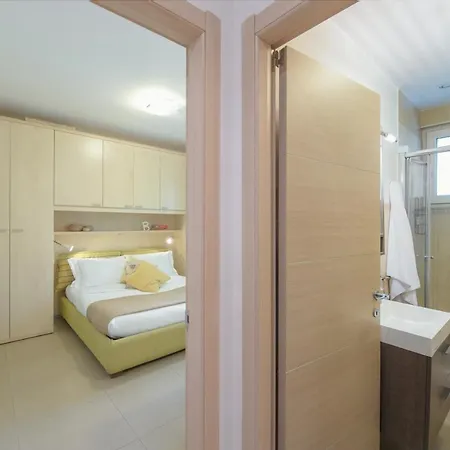 Residenzia Via Galvani Roma